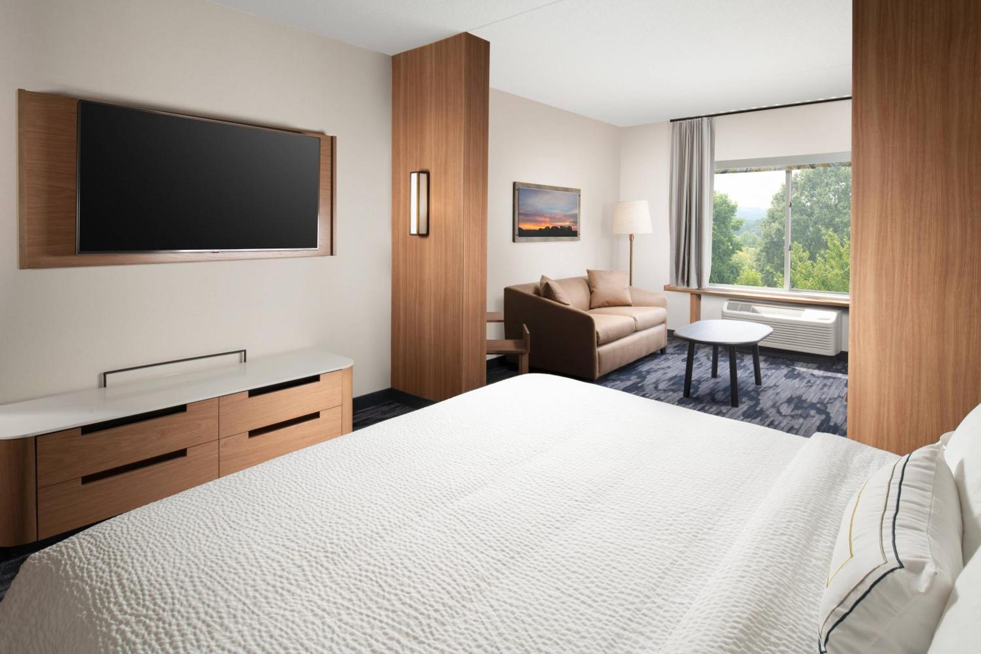 Fairfield & By Marriott Hotel