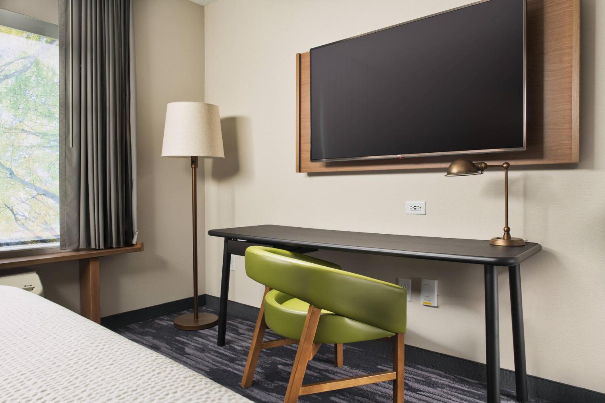 Fairfield & By Marriott Hotel 3*