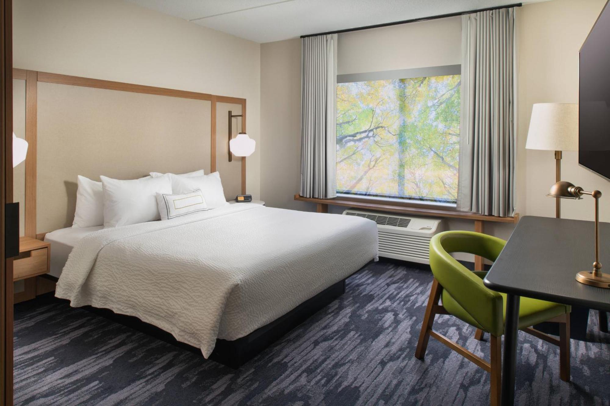 Fairfield & By Marriott 3*