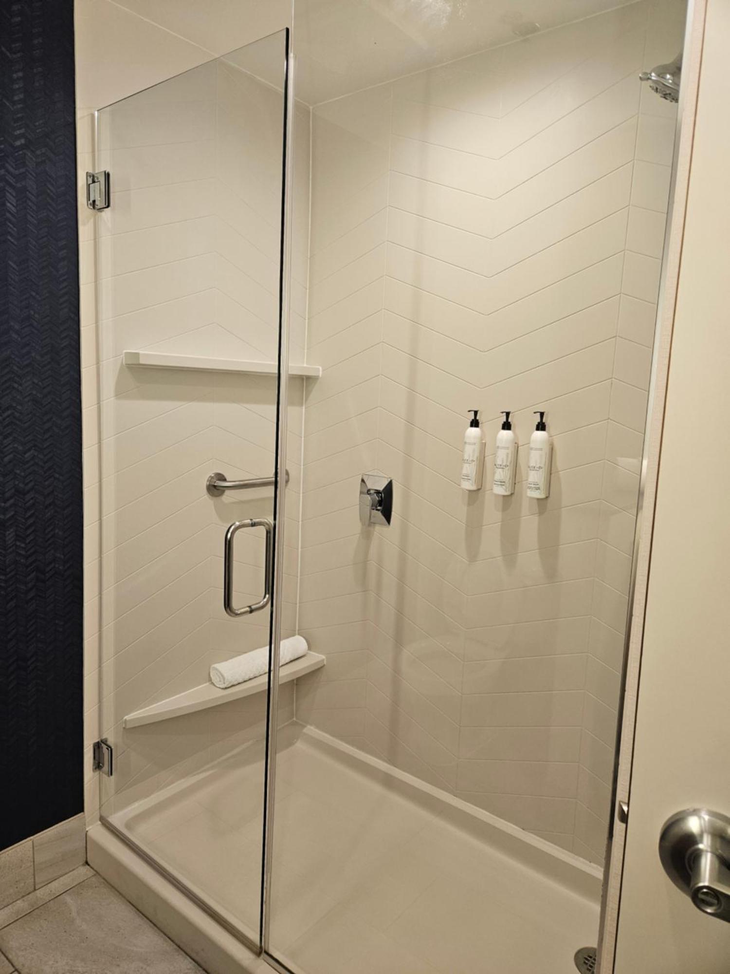 Hotel Fairfield & By Marriott Athens